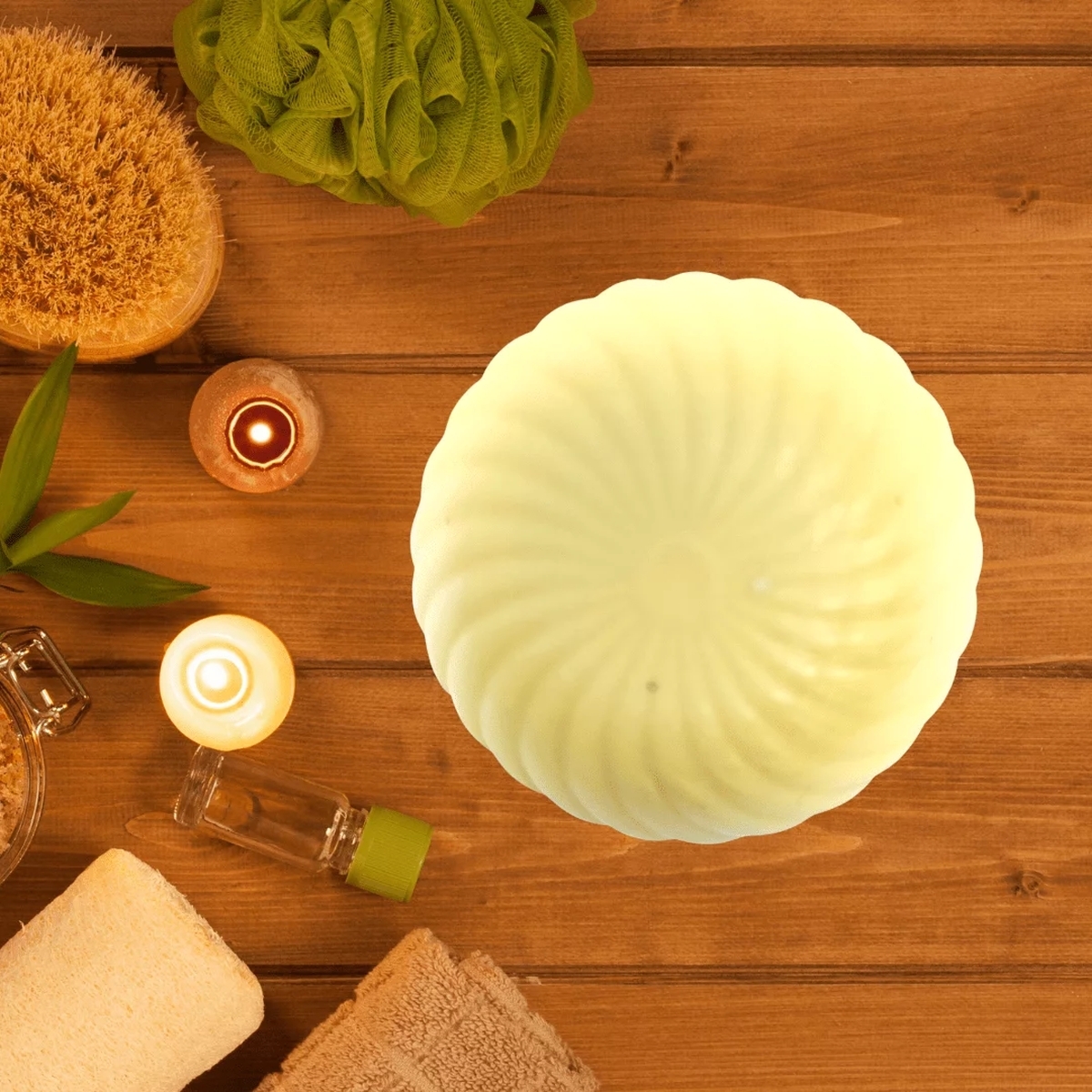 Vegane Naturkosmetik Seife angereichert mit Mandelöl und Traubenkernöl  - Luxus Gesichtsseife